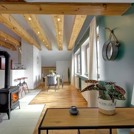 Jager Apartment *